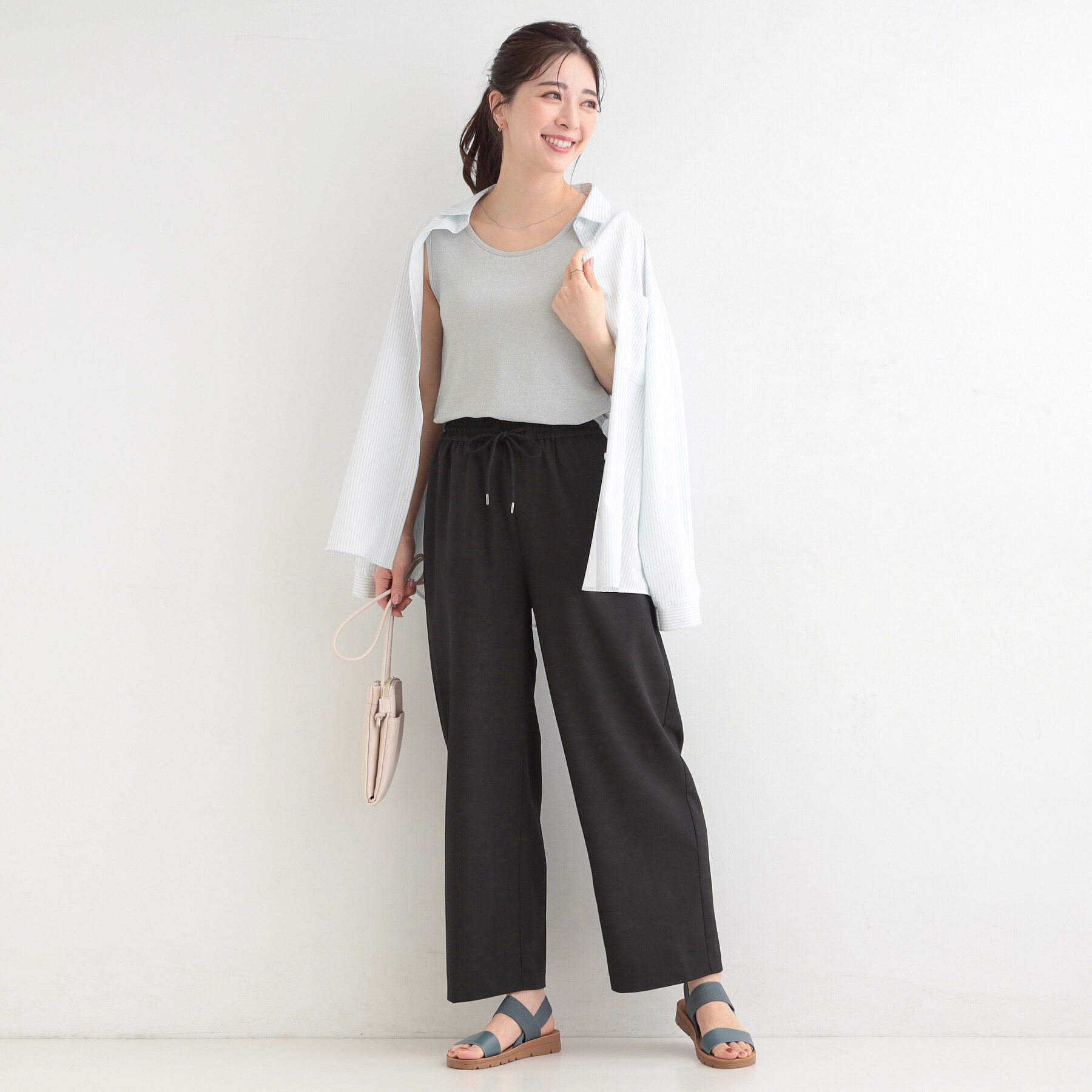 SHOO･LA･RUE「【前後2WAY/洗濯機可/S-LL】コーデのアクセントに　きらきらラメタンクトップ」|キャミソール|