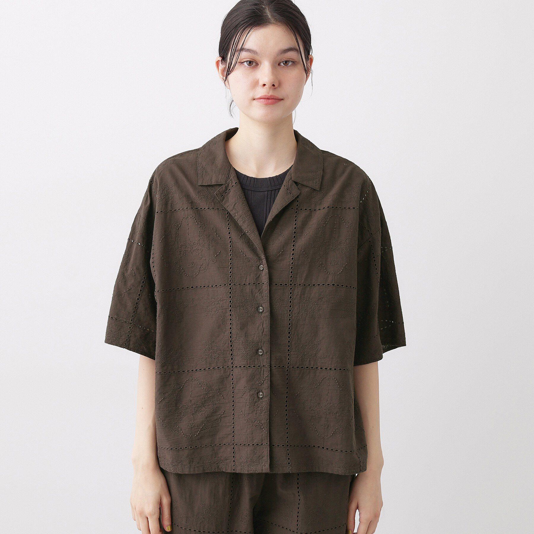 Dessin「【セットアップ可/洗える】刺繍スクエアレースシャツ」|シャツ・ブラウス|