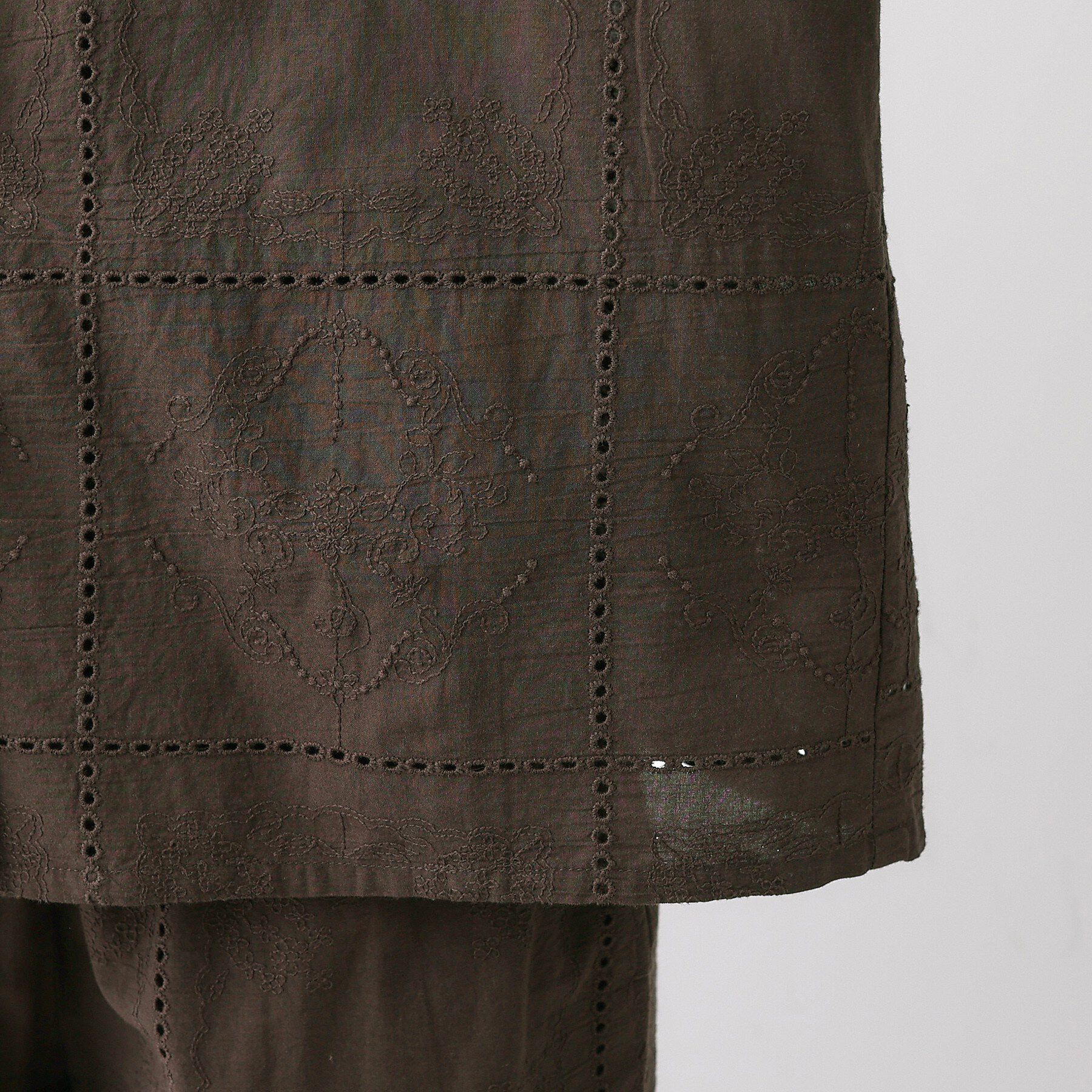 Dessin「【セットアップ可/洗える】刺繍スクエアレースシャツ」|シャツ・ブラウス|