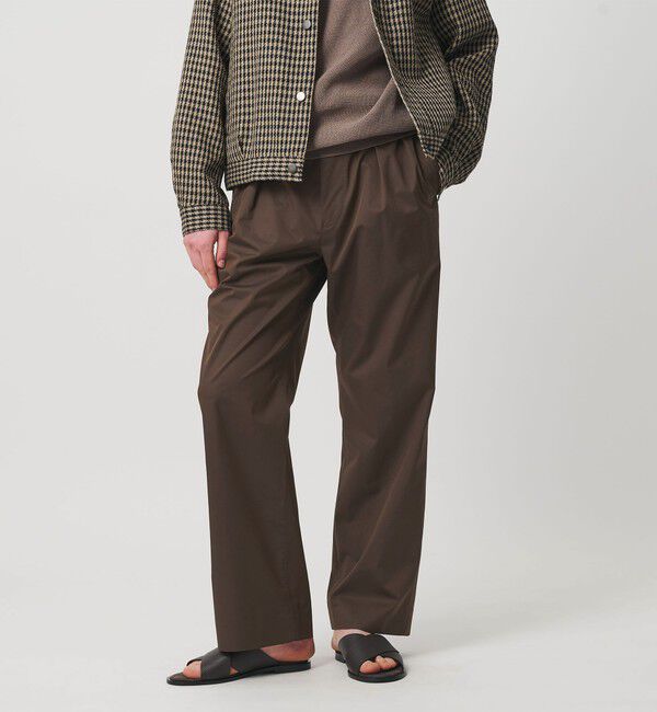 UNITED ARROWS「スムース タイプライター 2プリーツ リラックス トラウザース」|チノ|