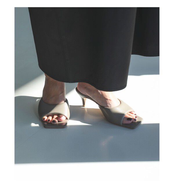 Demi-Luxe BEAMS 「スクエアパフサンダル .M」|サンダル|