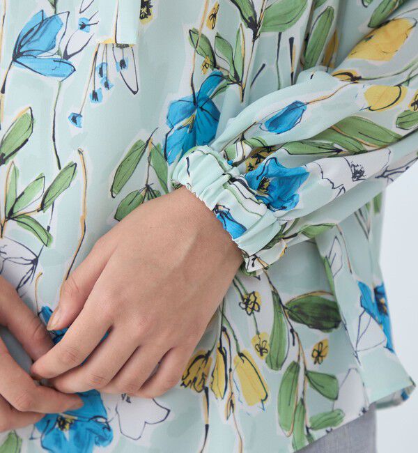 TOMORROWLAND collection「オキザリスフラワープリント ボウタイギャザーブラウス」|シャツ・ブラウス|