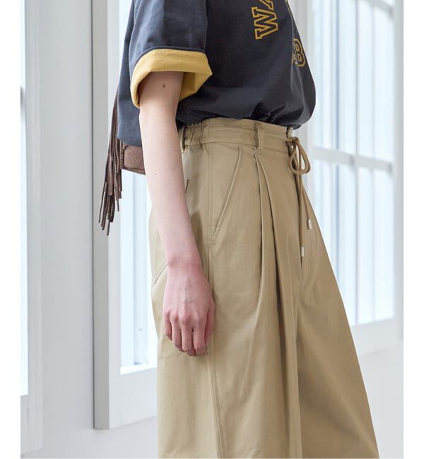 U by SPICK&SPAN「《追加予約》ルーズタックチノパンツ」|チノ|
