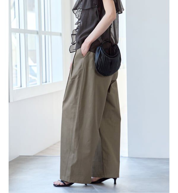 U by SPICK&SPAN「《追加予約》ルーズタックチノパンツ」|チノ|