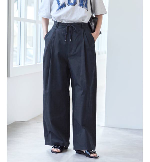 U by SPICK&SPAN「《追加予約》ルーズタックチノパンツ」|チノ|