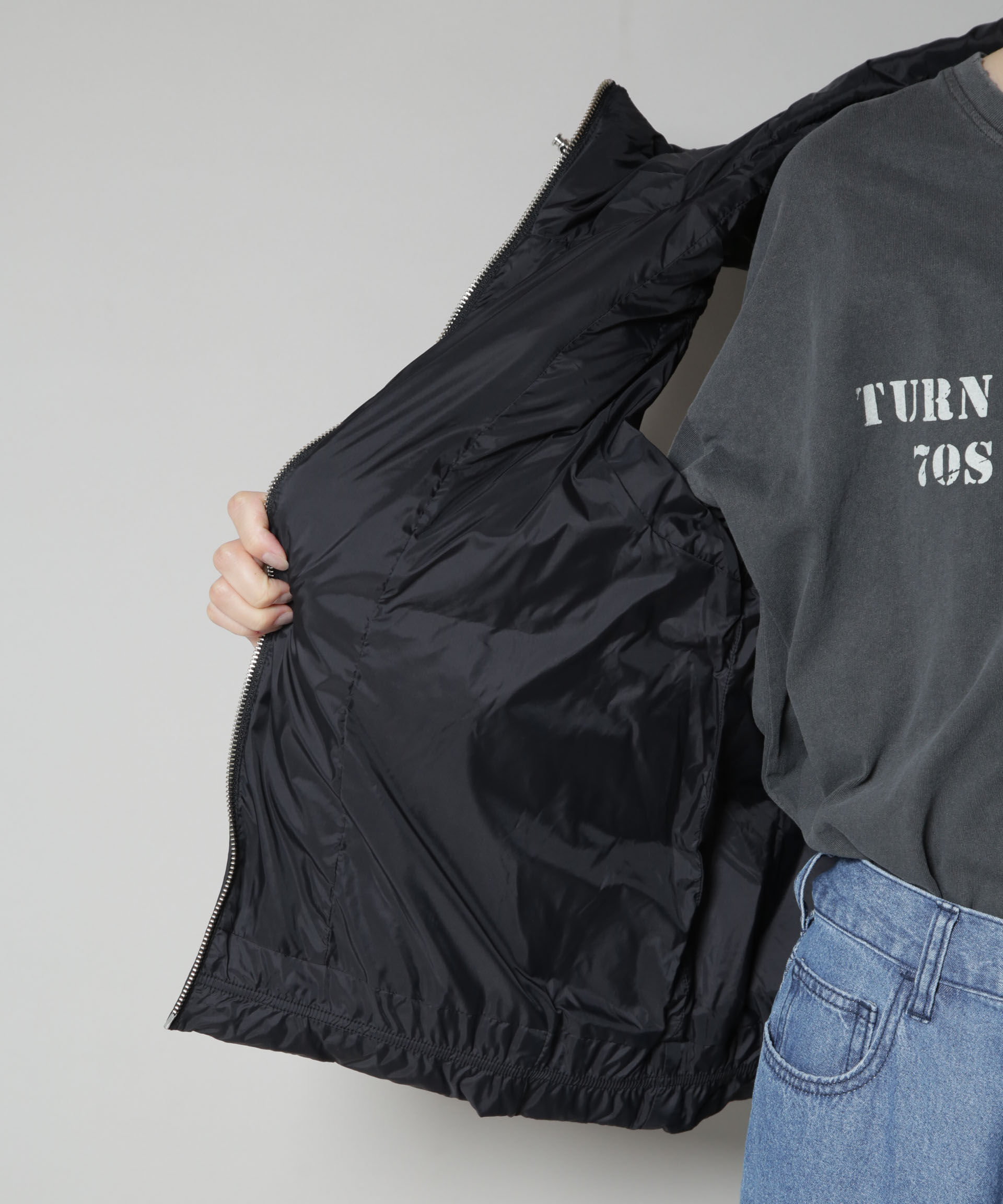 nano･universe「撥水加工ライトダウン　フードジップアップベスト」|ダウン|