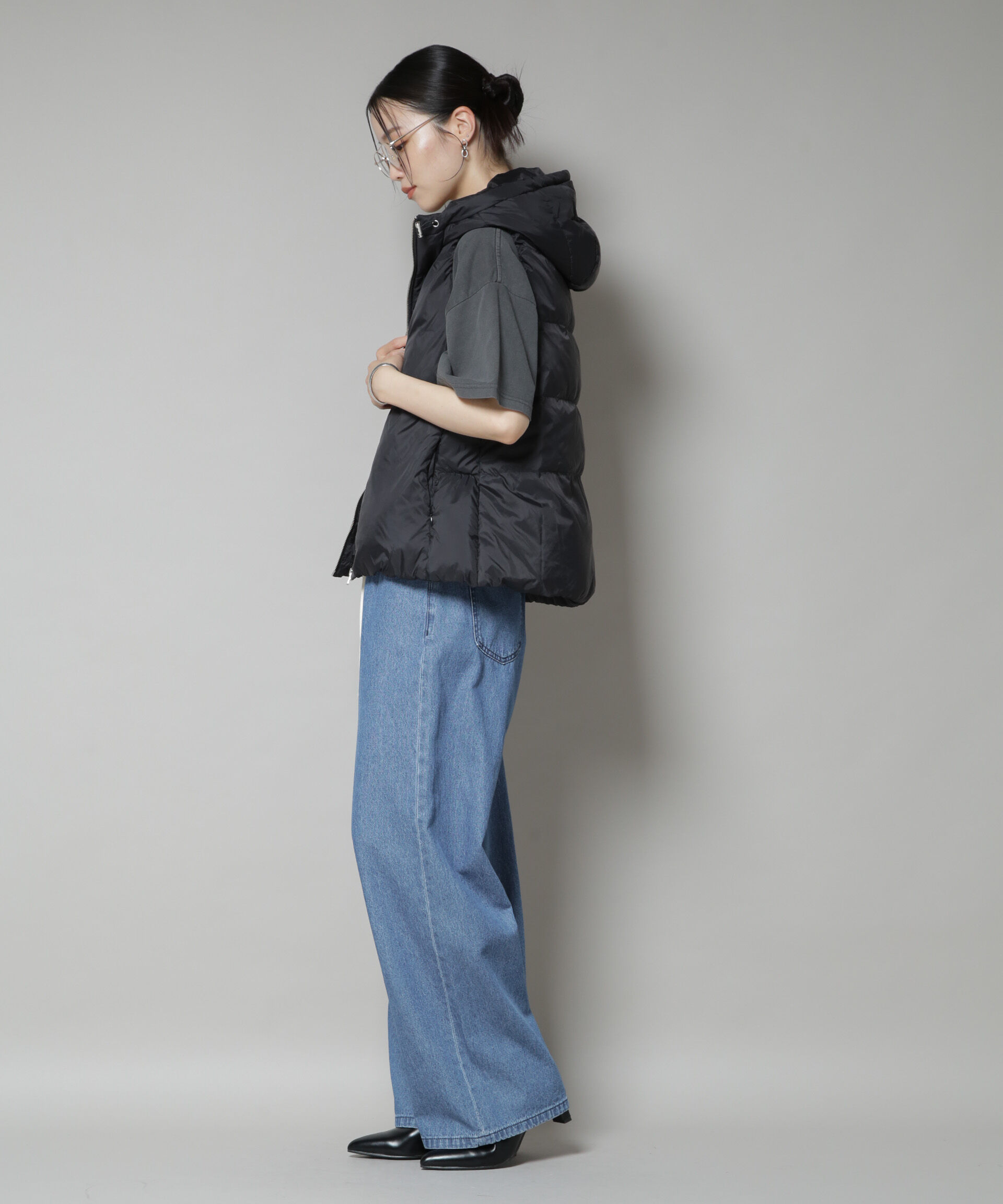 nano･universe「撥水加工ライトダウン　フードジップアップベスト」|ダウン|