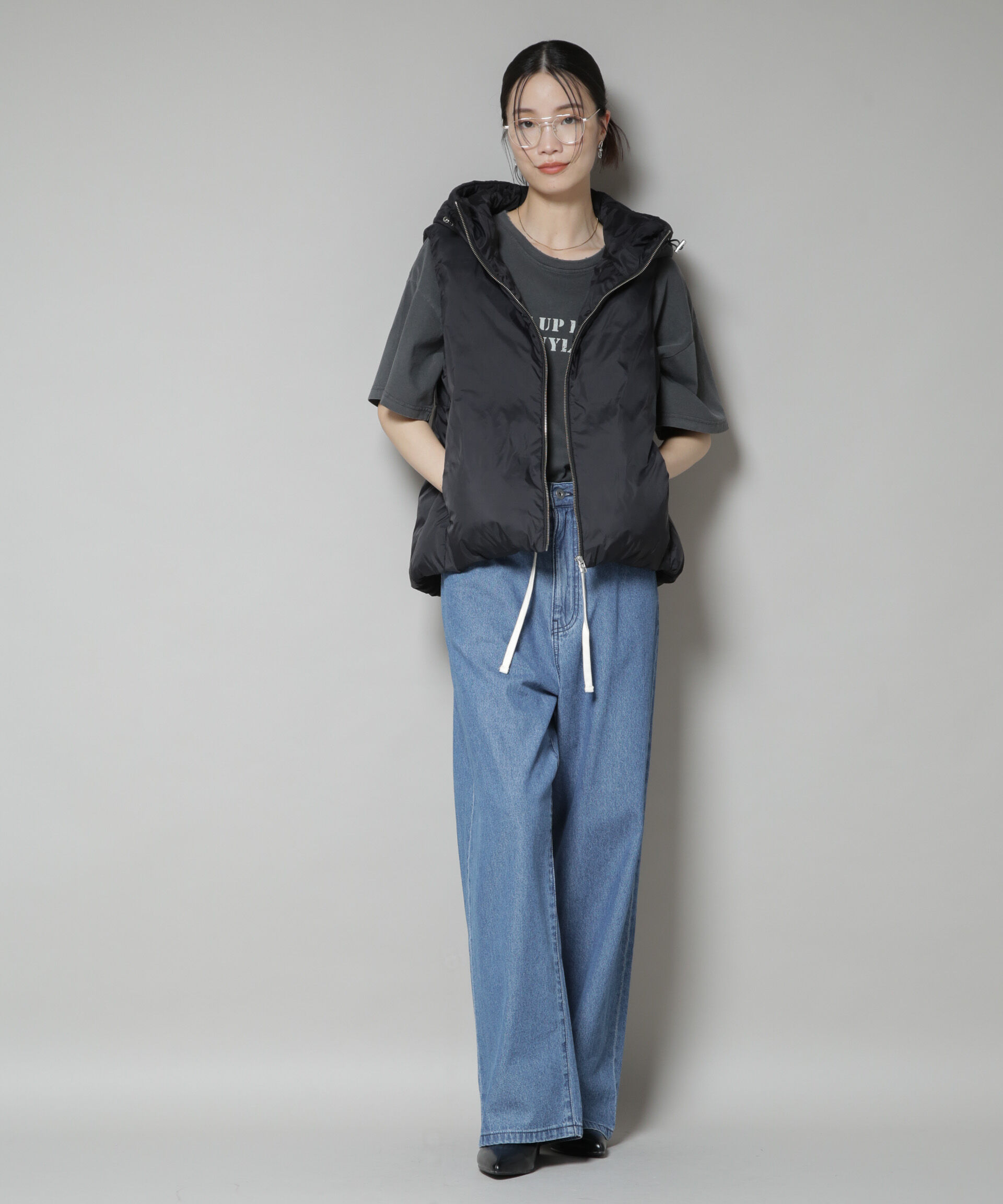 nano･universe「撥水加工ライトダウン　フードジップアップベスト」|ダウン|