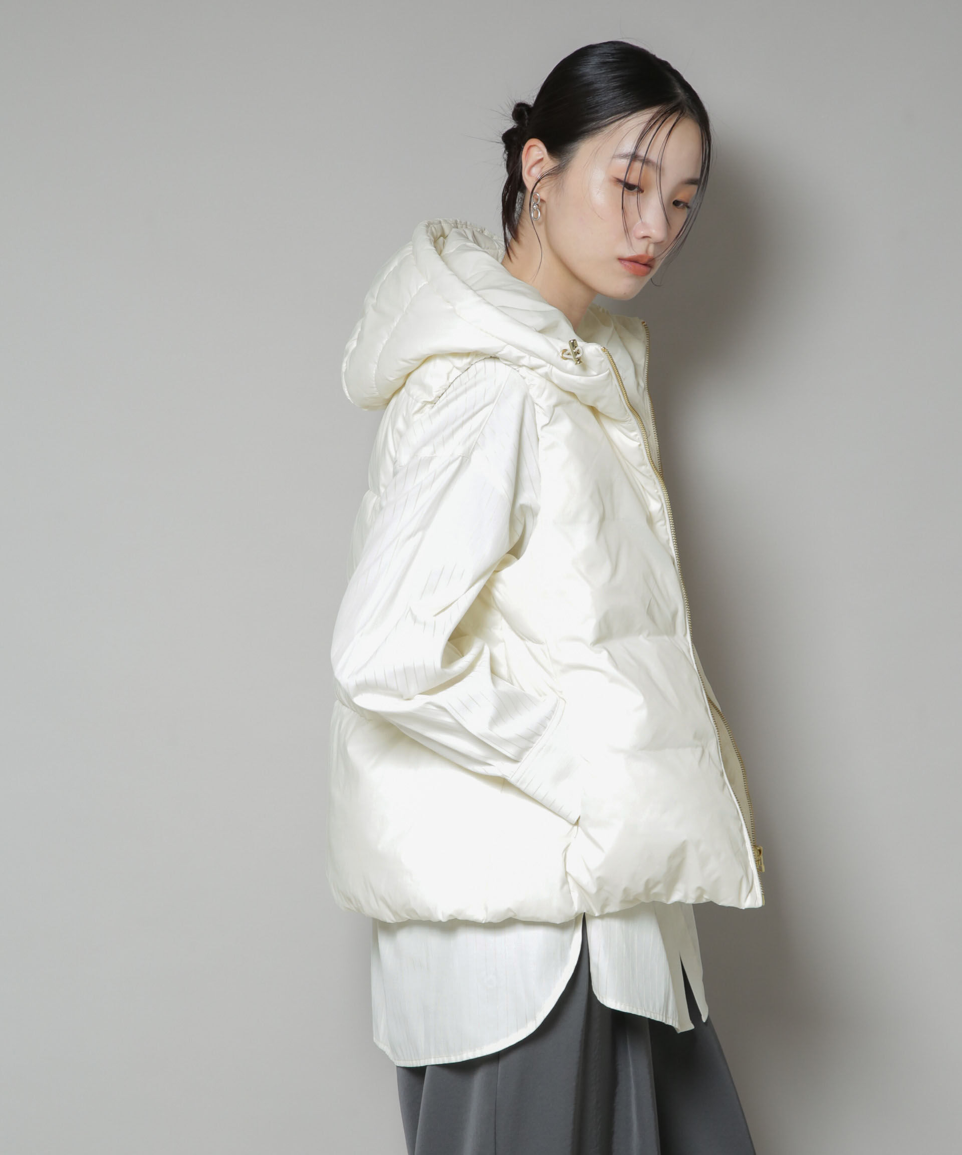 nano･universe「撥水加工ライトダウン　フードジップアップベスト」|ダウン|