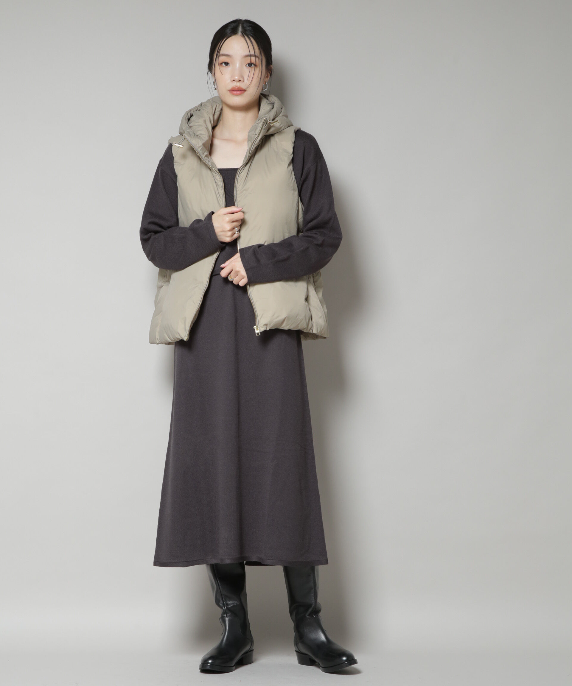 nano･universe「撥水加工ライトダウン　フードジップアップベスト」|ダウン|