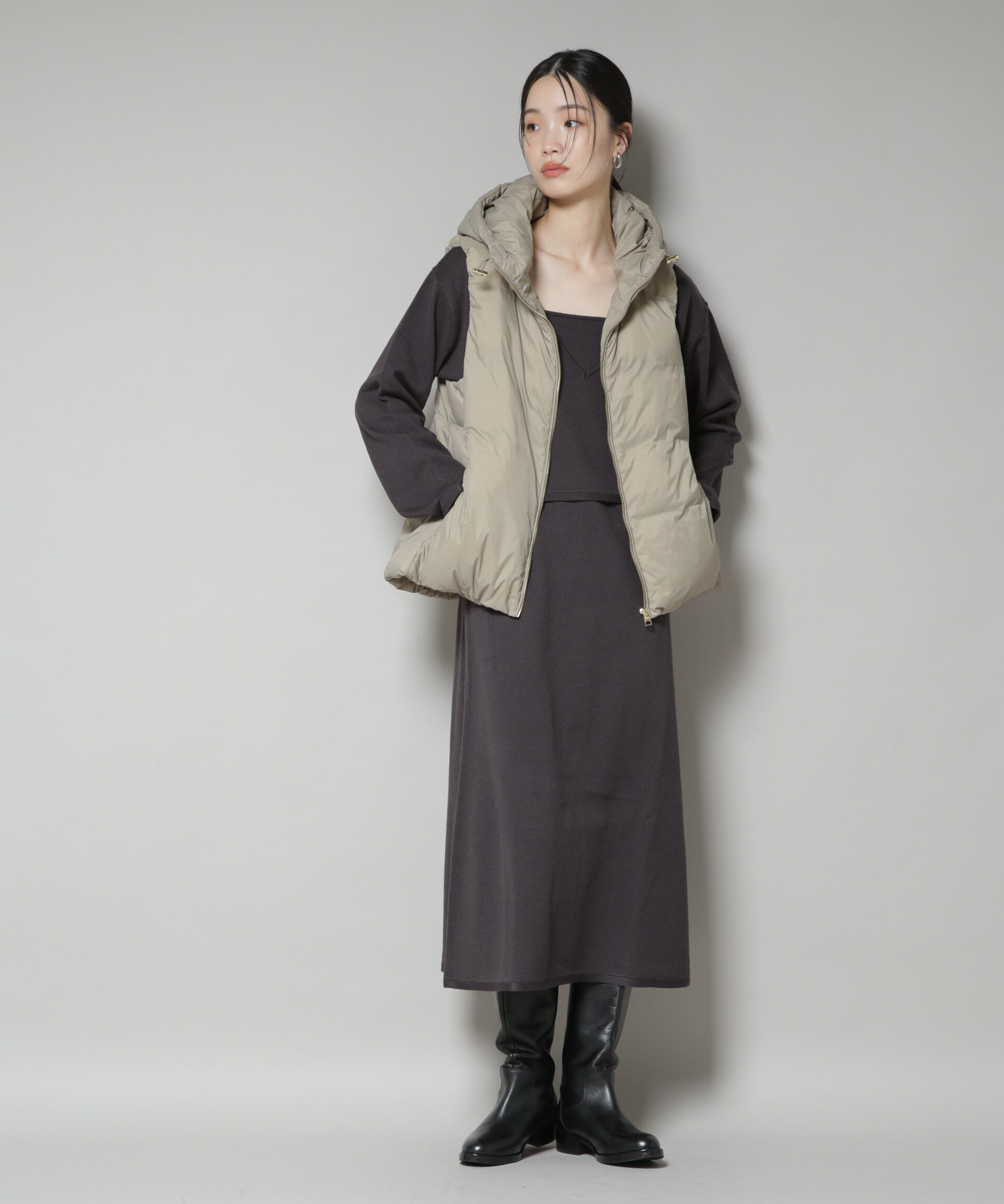 nano･universe「撥水加工ライトダウン　フードジップアップベスト」|ダウン|