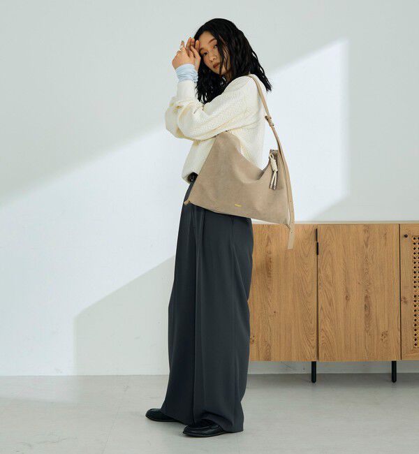 fredy emue「フェイクスエードソフトスクエアショルダーバッグ」|ショルダー・メッセンジャー|