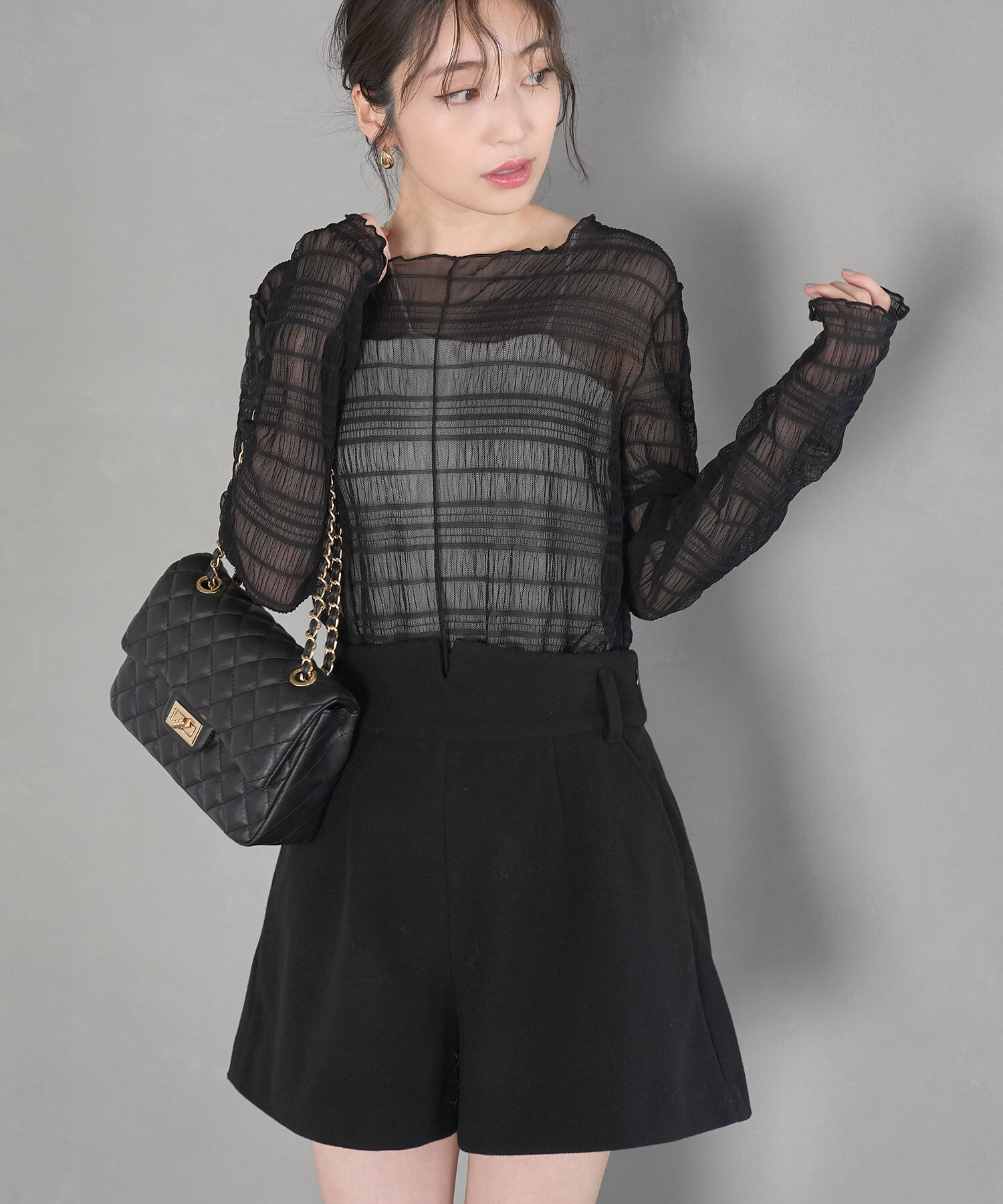 VIS「【STAYC SIEUN / SUMIN着用】【ViVi11月号掲載】ハイウエスト圧縮ショートパンツ」|スラックス|