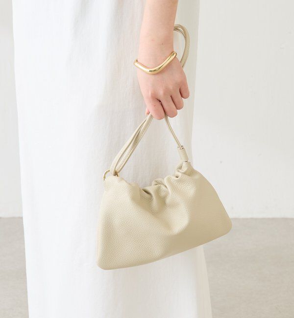  「【PAPILLONNER/パピヨネ】ギャザー巾着レザーショルダーバッグ」|トートバッグ|