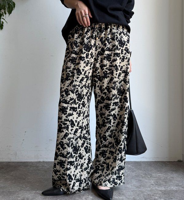  「【WEB限定】フラワープリントパンツ」|チノ|