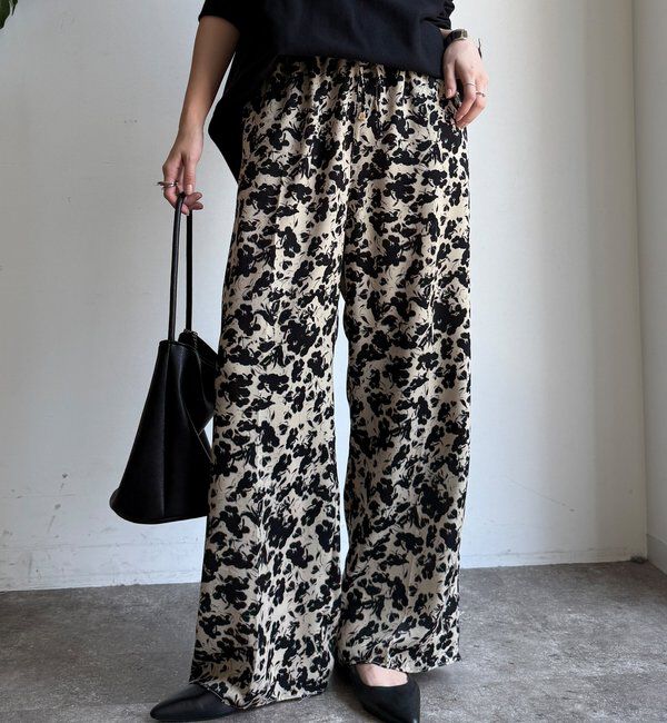  「【WEB限定】フラワープリントパンツ」|チノ|