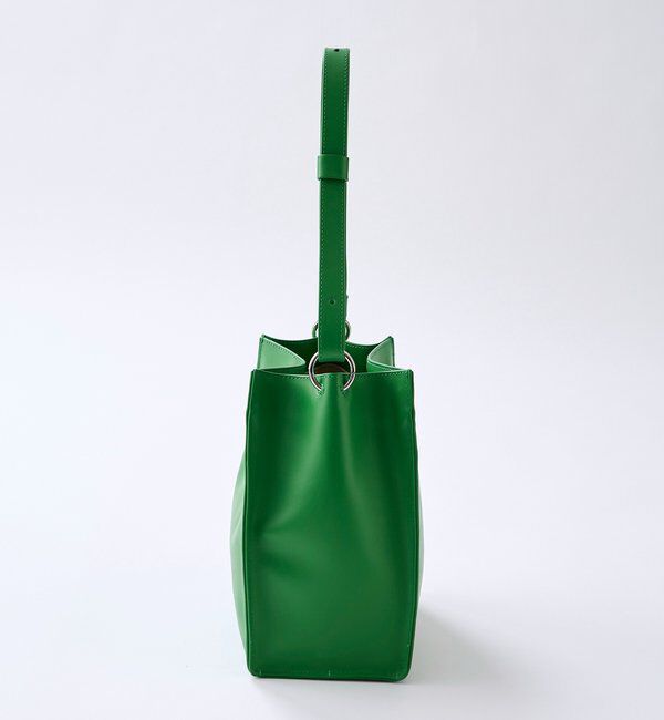  「【5段階の長さ調節可能】スムース牛革スクエアショルダー」|ショルダー・メッセンジャー|