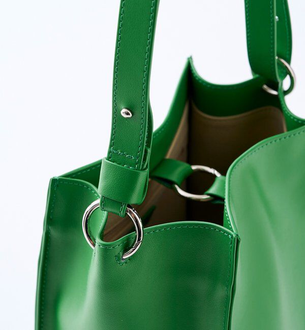  「【5段階の長さ調節可能】スムース牛革スクエアショルダー」|ショルダー・メッセンジャー|