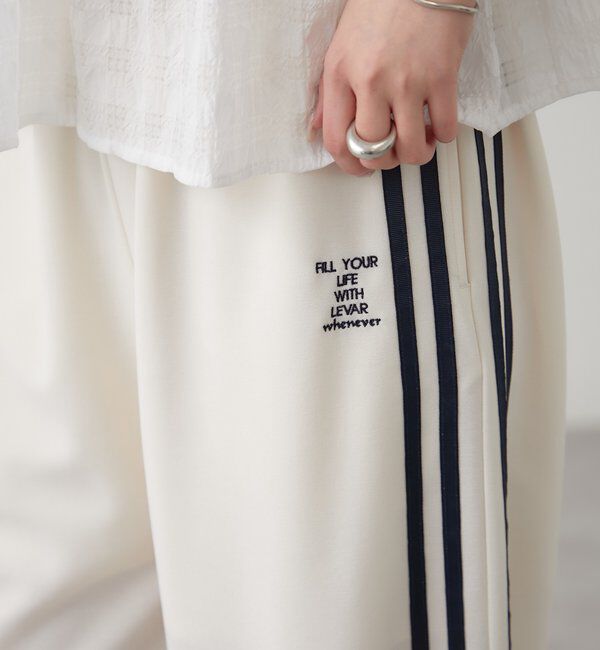  「ロゴ刺繍イージーパンツ」|チノ|