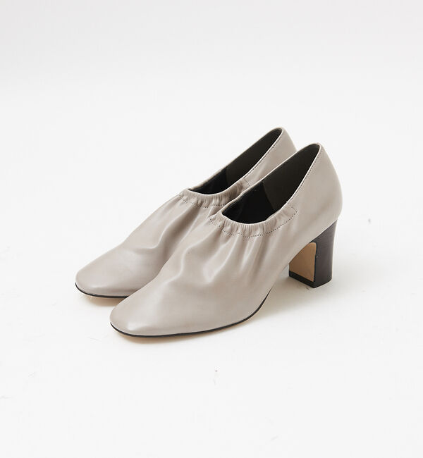 AU BANNISTER「【LAROUTE】シャーリング深物パンプス」|パンプス|グレー