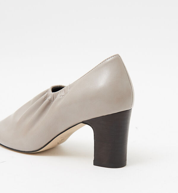 AU BANNISTER「【LAROUTE】シャーリング深物パンプス」|パンプス|