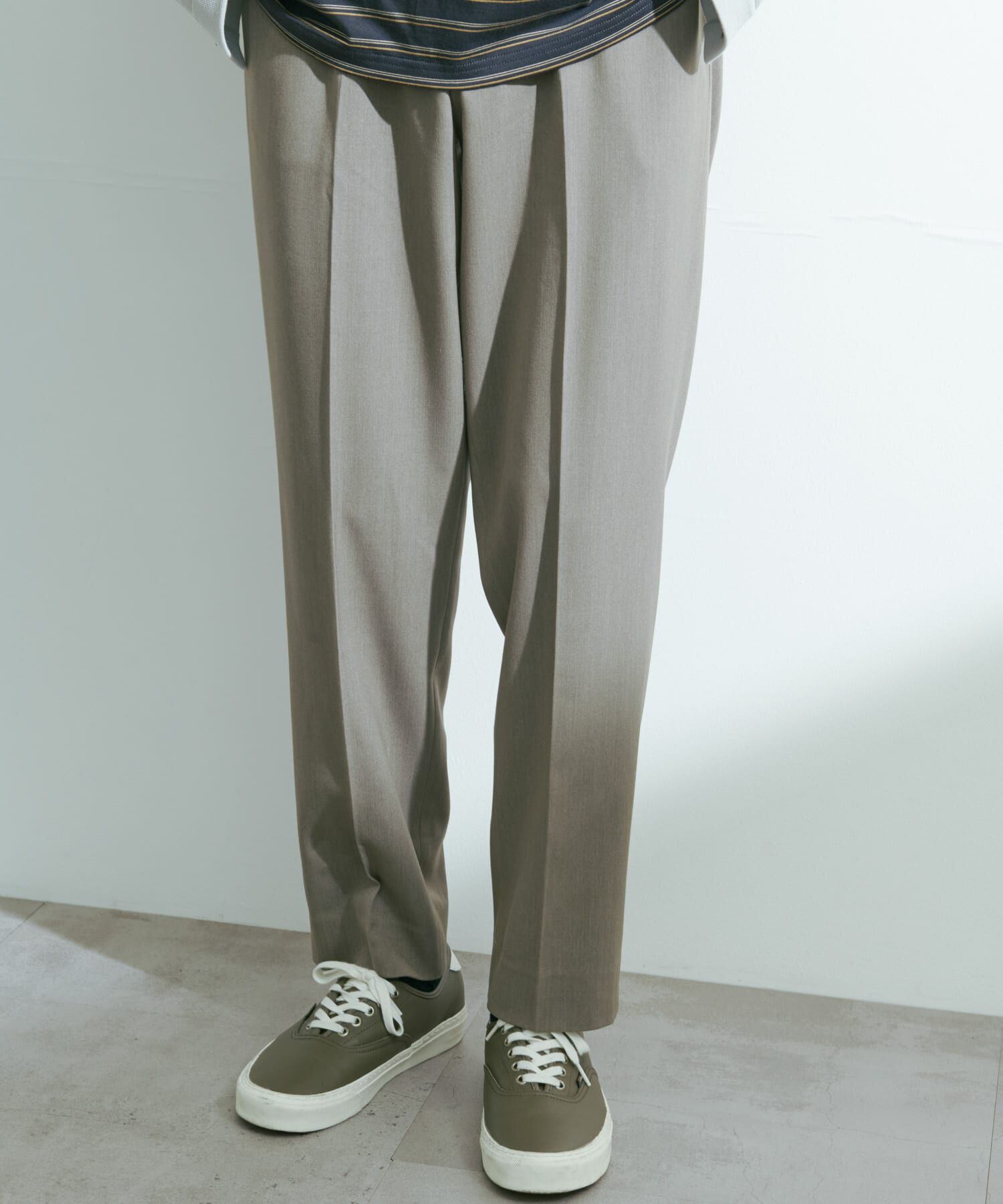 URBAN RESEARCH DOORS「『UR TECH』完声 テーパードトラウザー」|その他|