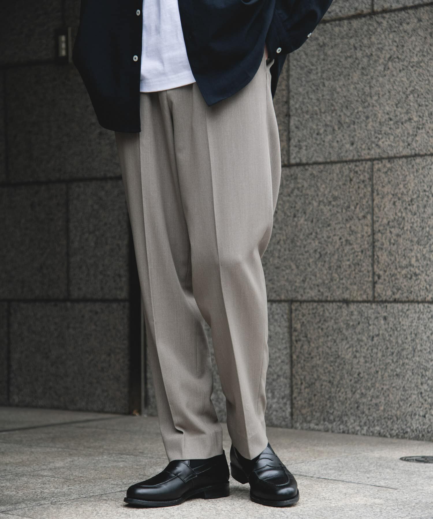 URBAN RESEARCH DOORS「『UR TECH』完声 テーパードトラウザー」|その他|