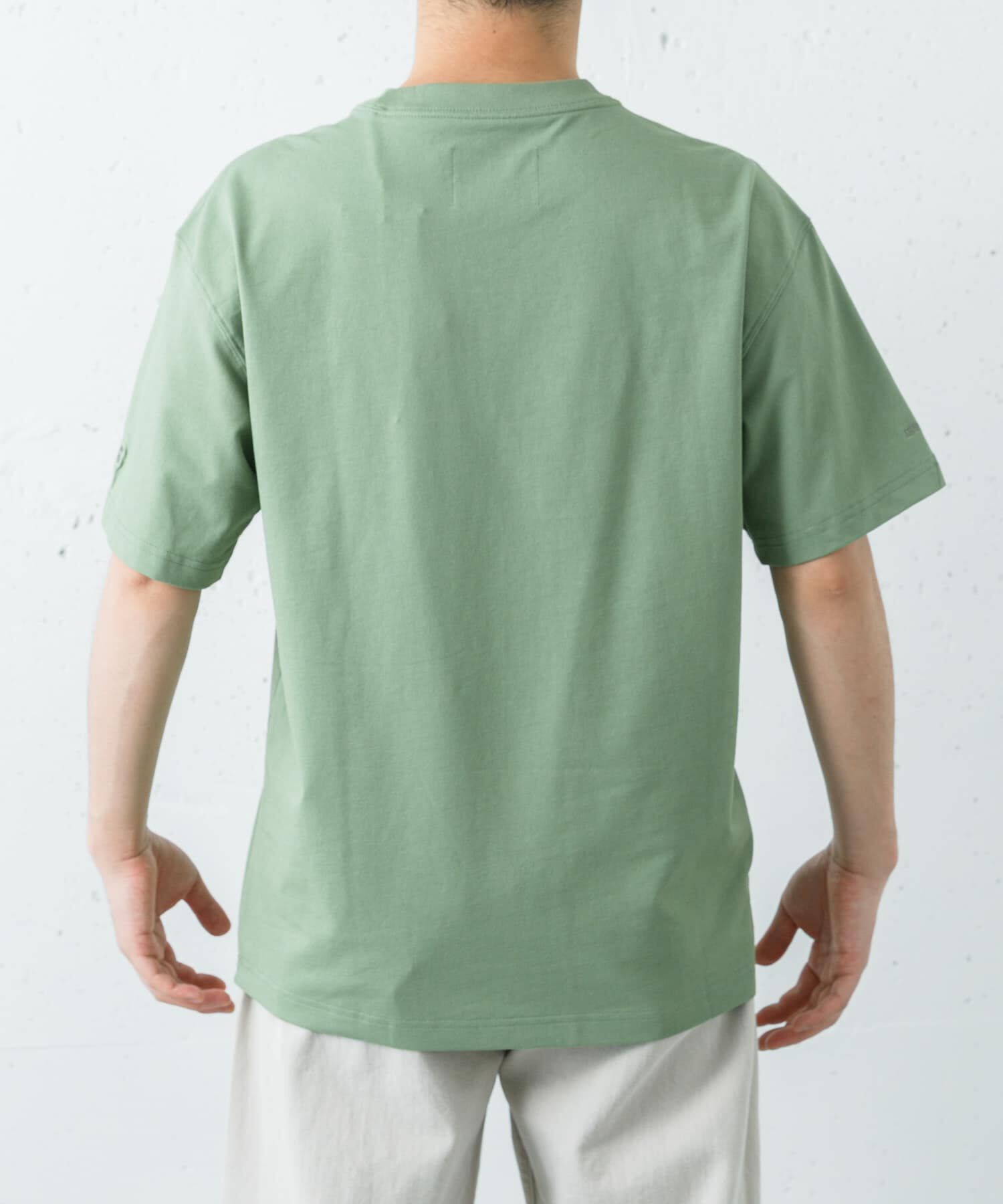 URBAN RESEARCH「NEW BALANCE　NB GREYポケットTシャツ」|Tシャツ・カットソー|