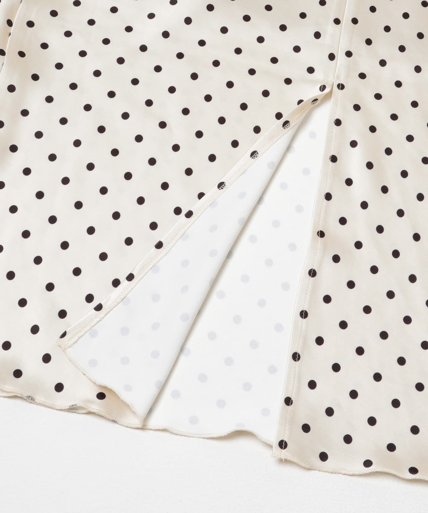 SENSE OF PLACE by URBAN RESEARCH「サテンアイラインスカート」|スカート|