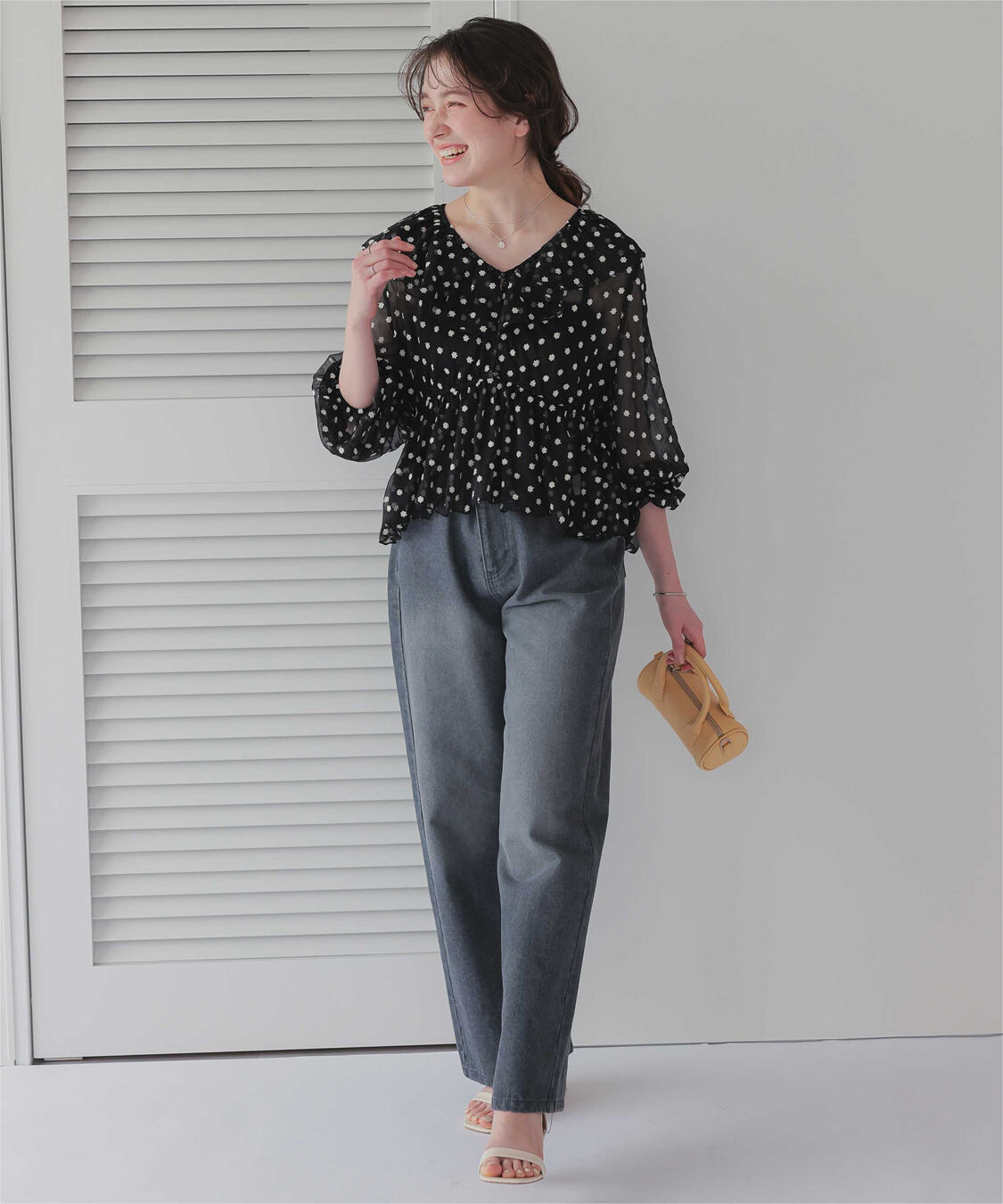 titivate「フラワー刺繍フリルブラウス」|シャツ・ブラウス|