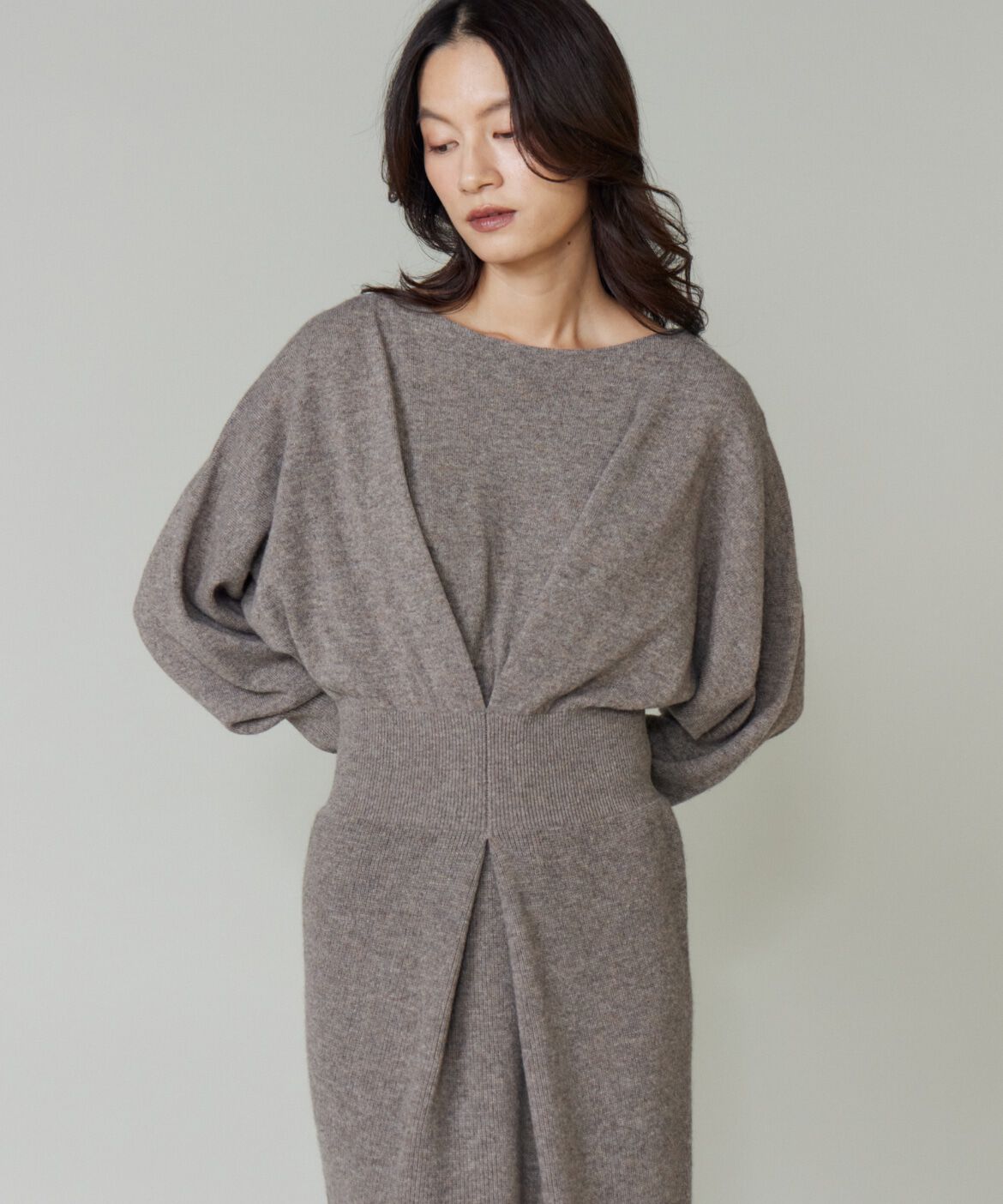 la veille by SUPERIOR CLOSET「《大きいサイズ》タックデザインニットワンピース」|ワンピース|