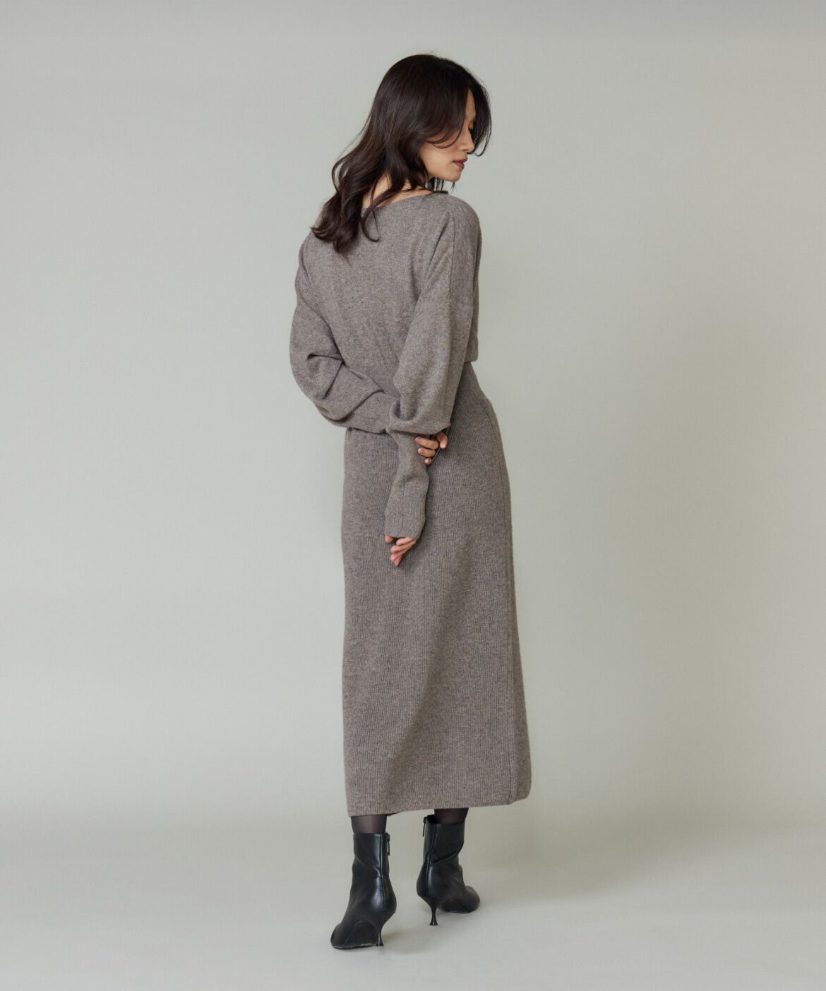 la veille by SUPERIOR CLOSET「《大きいサイズ》タックデザインニットワンピース」|ワンピース|