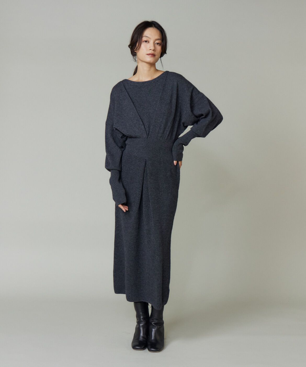 la veille by SUPERIOR CLOSET「《大きいサイズ》タックデザインニットワンピース」|ワンピース|