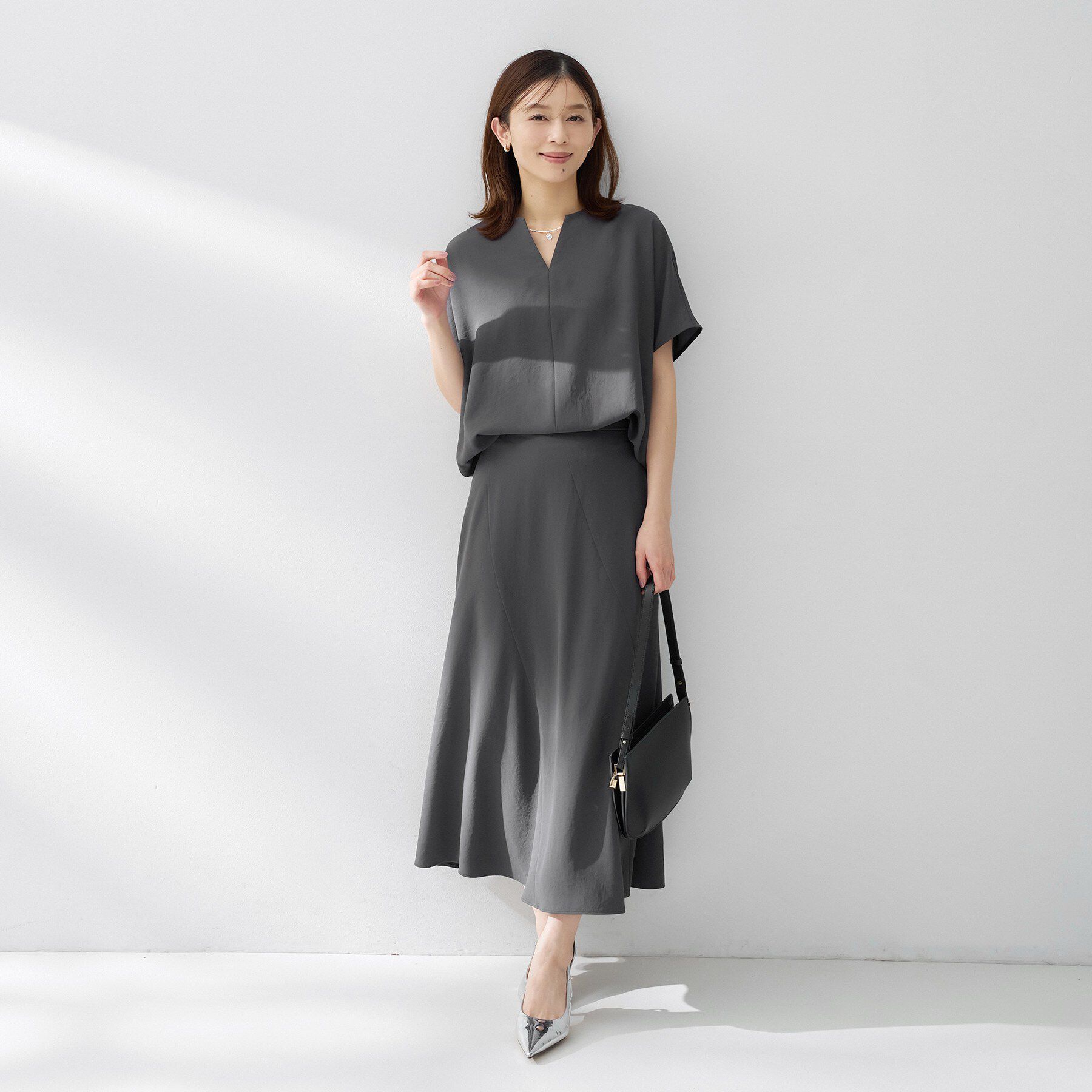 UNTITLED「【夏の名品セットアップが今年も登場！/はっ水/遮熱】リラクミスト フレアスカート」|スカート|