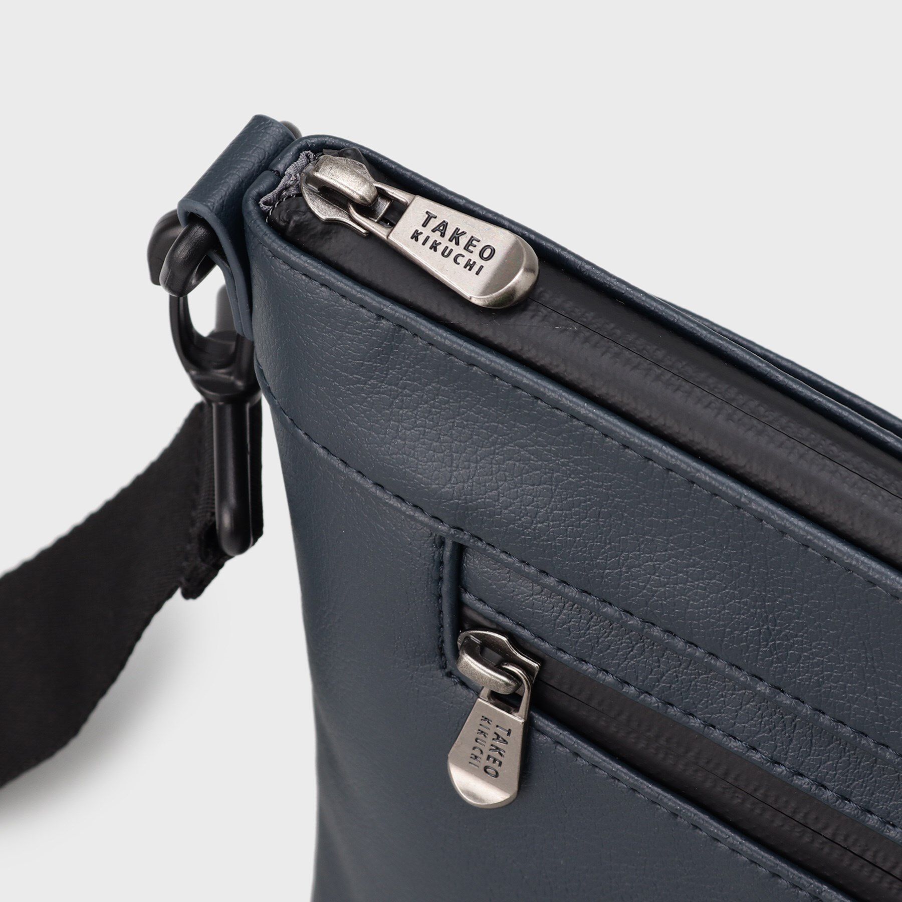 TAKEO KIKUCHI「【撥水】ライトウェイト ミニショルダーバッグ」|ショルダー・メッセンジャー|