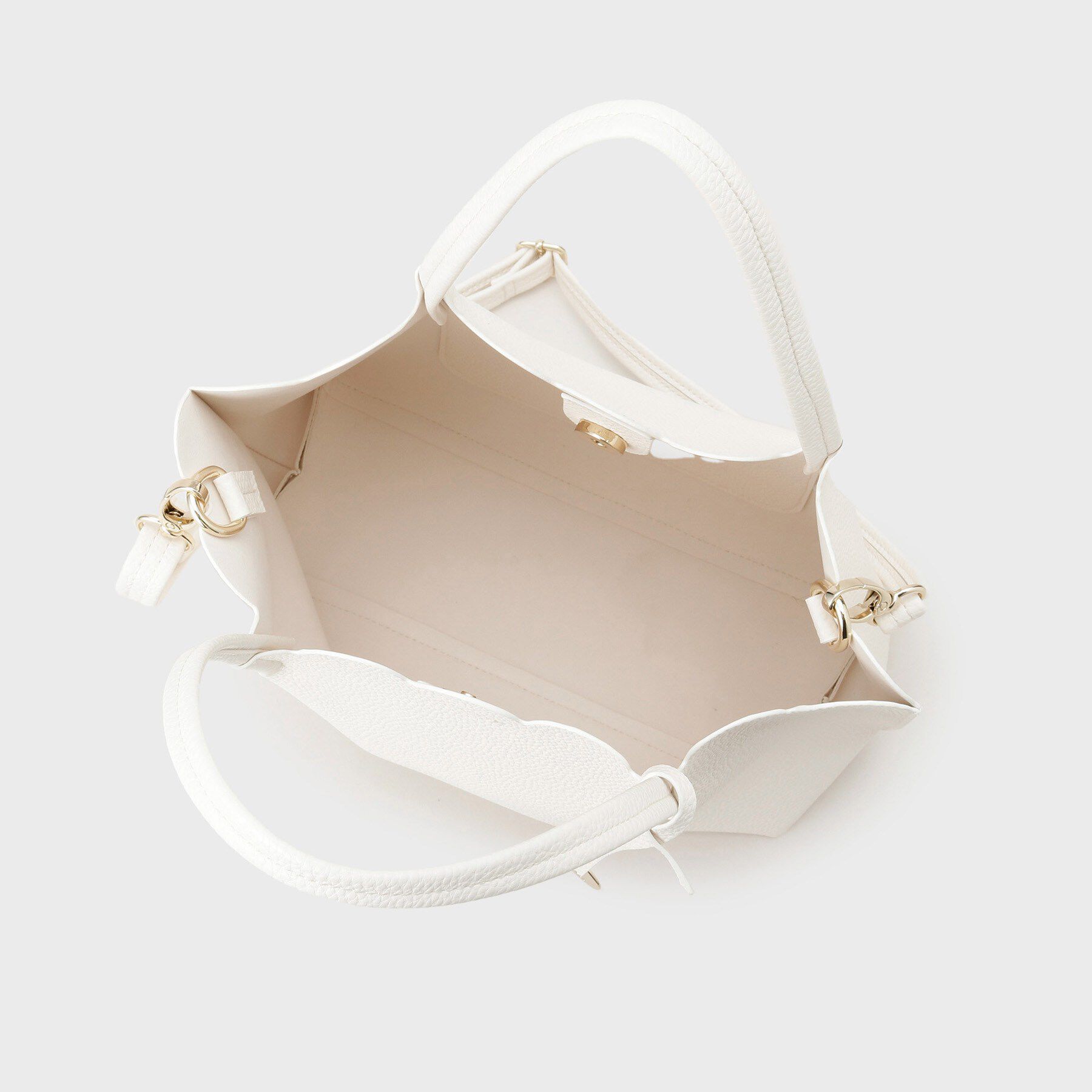 index「【2WAY】軽量合皮スカラップデザインミドルトートバッグ」|トートバッグ|