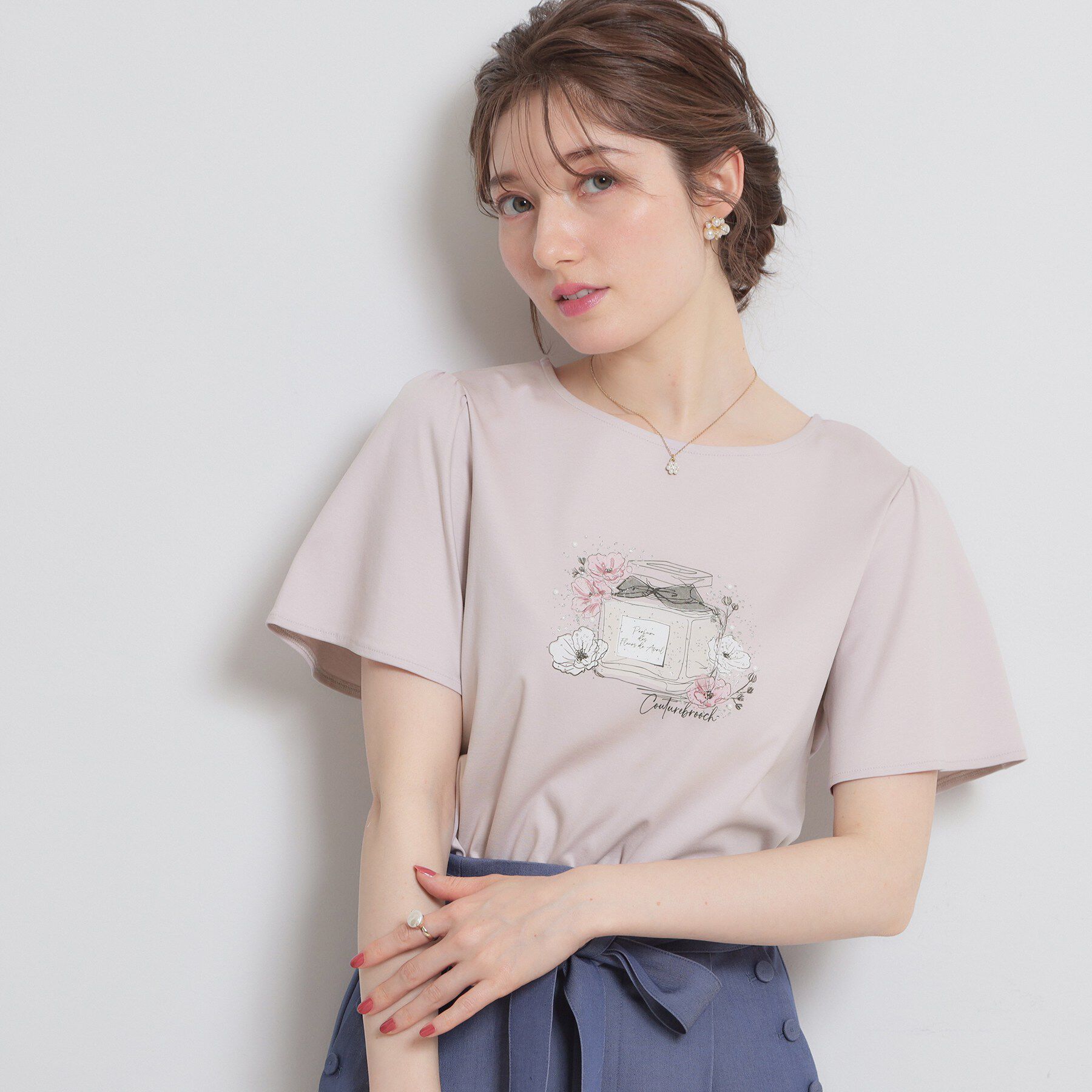 Couture broach「【接触冷感・UVカット】パフュームプリントTシャツ」|Tシャツ・カットソー|