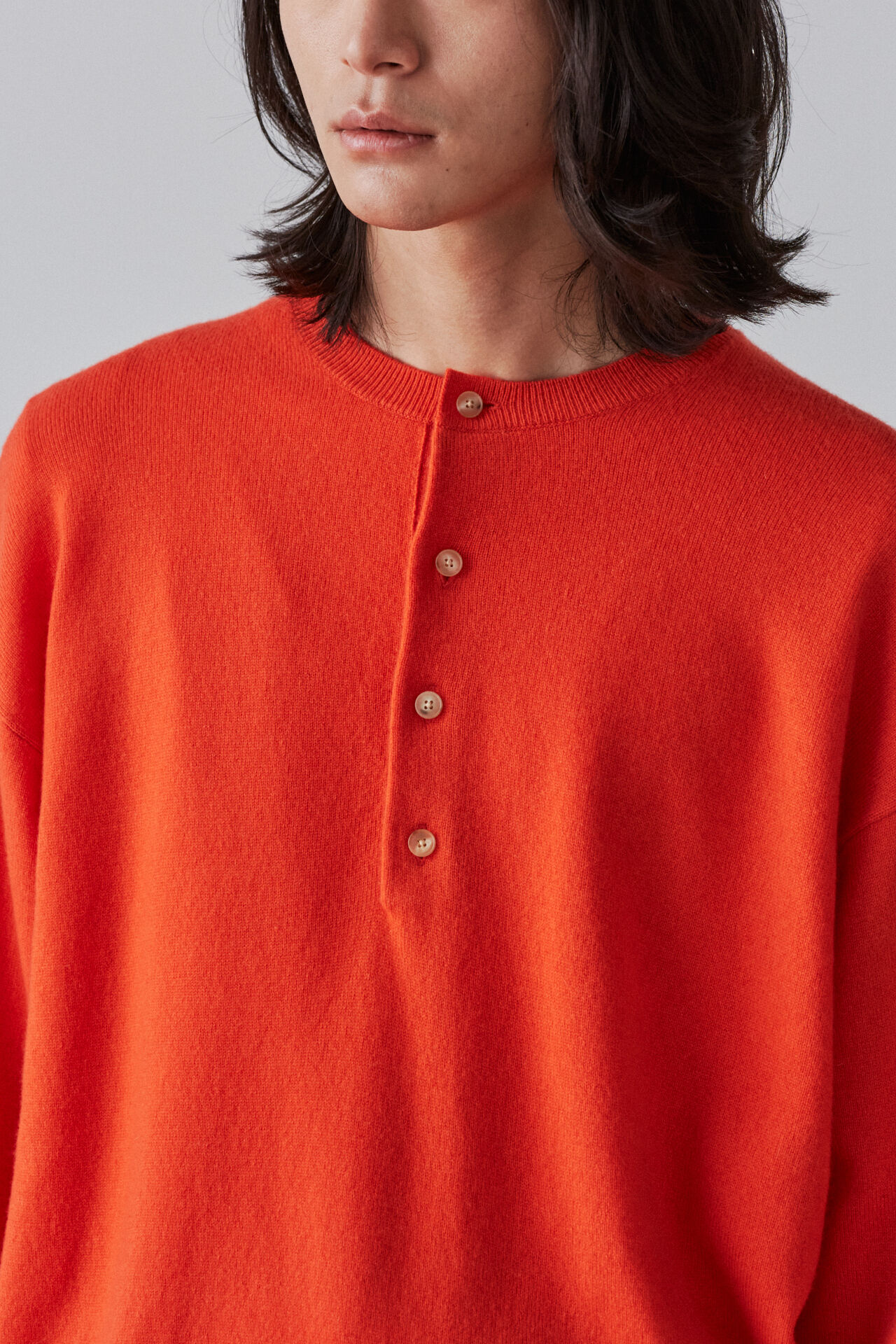 YLEVE 「YLEVE / CASHMERE KN  HENRY NECK P/O」|ニット・セーター|