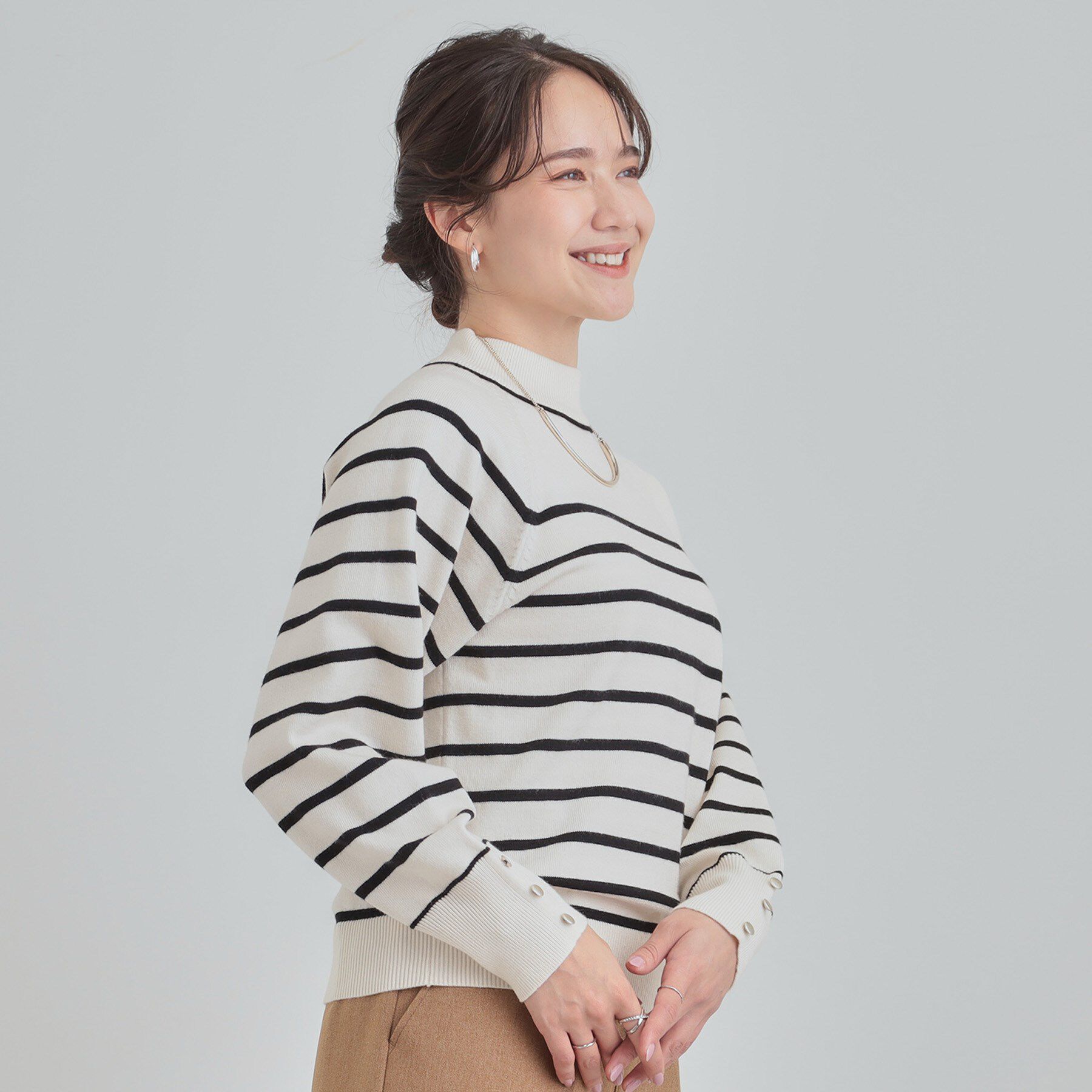 SHOO･LA･RUE「【洗濯機可/吸湿発熱】チクチクしにくいもちもちハイネックニット」|ニット・セーター|