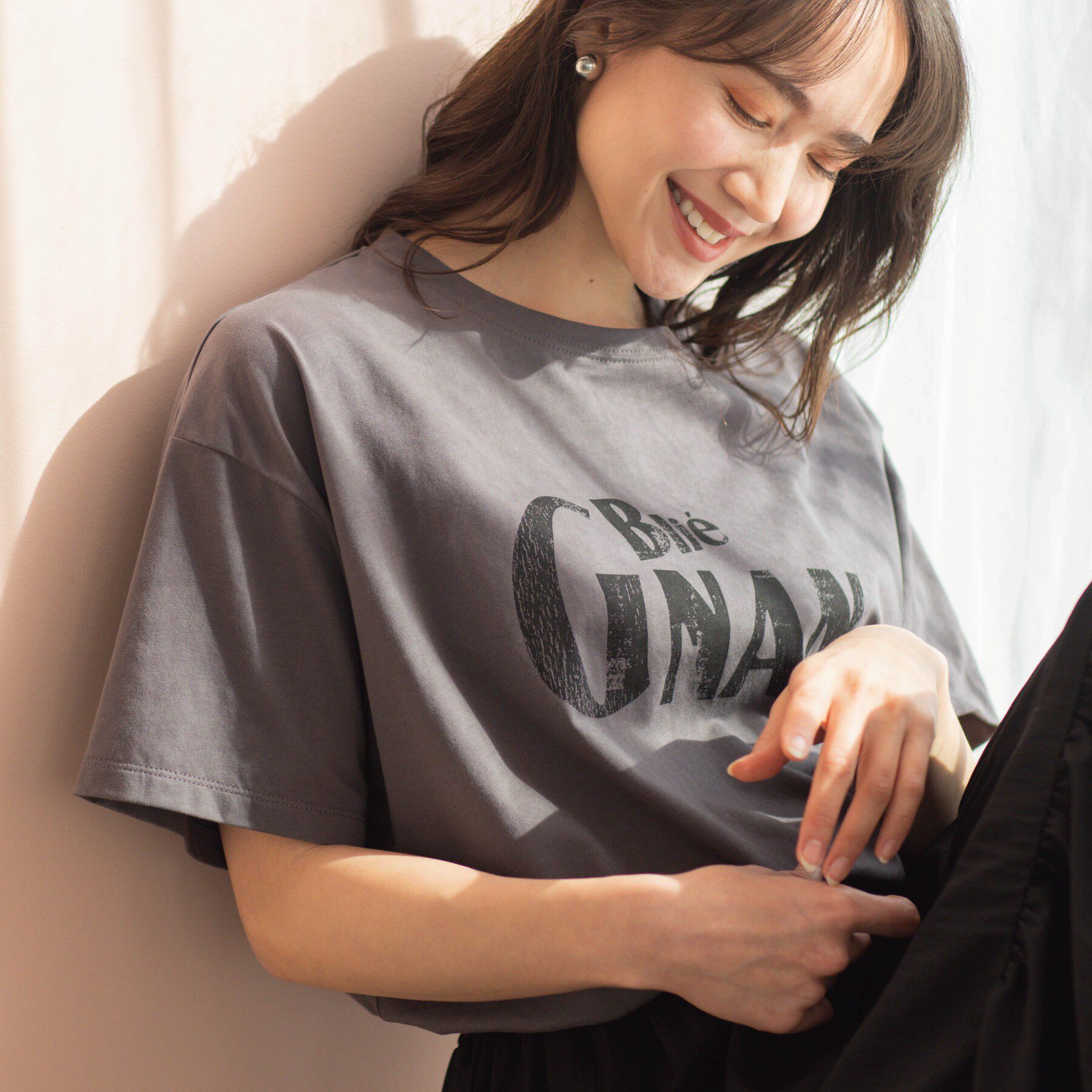 SHOO･LA･RUE「カジュアルプリントTシャツ」|Tシャツ・カットソー|チャコールグレー(1