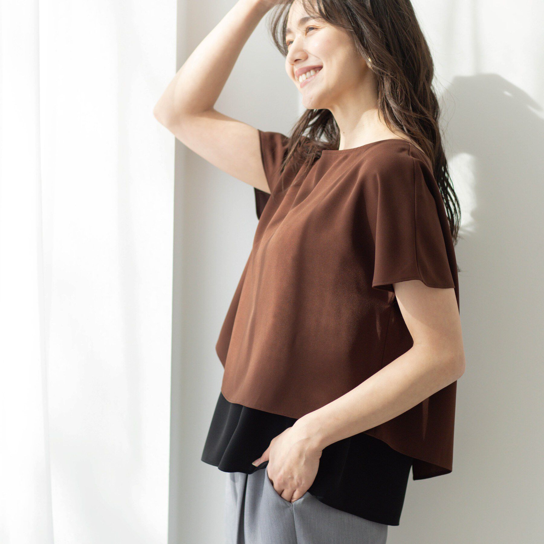 SHOO･LA･RUE「【洗濯機可/体型カバー】1枚でサマ見え バイカラーレイヤードブラウス」|シャツ・ブラウス|ブラウン(543)