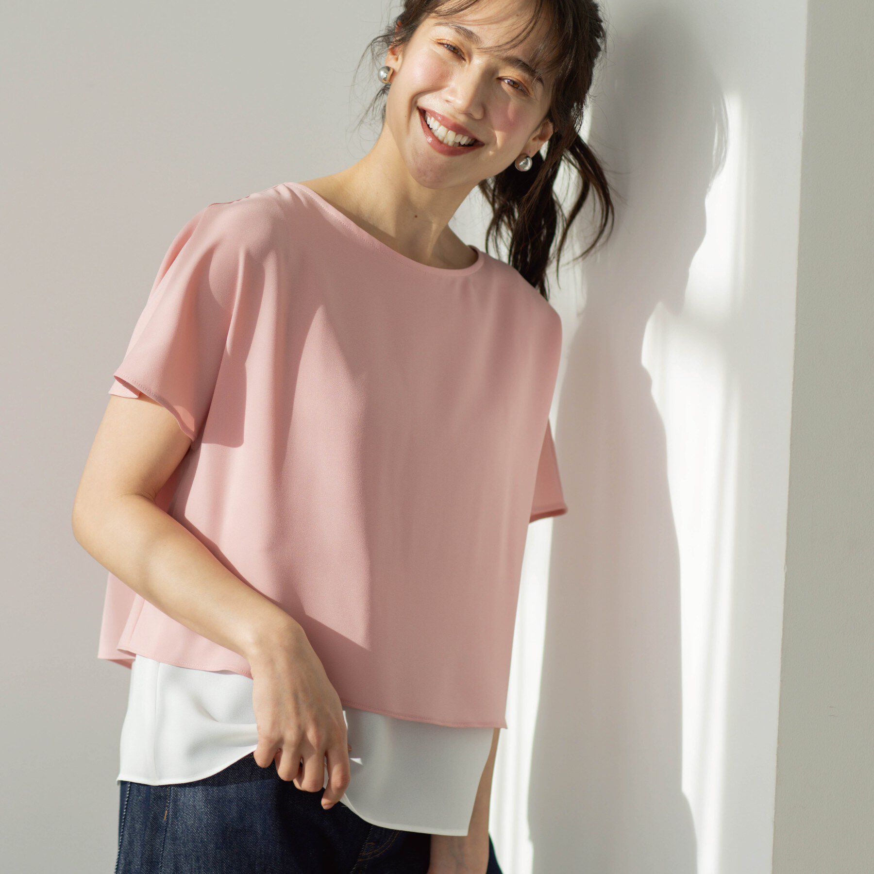 SHOO･LA･RUE「【洗濯機可/体型カバー】1枚でサマ見え バイカラーレイヤードブラウス」|シャツ・ブラウス|ピンク(572)