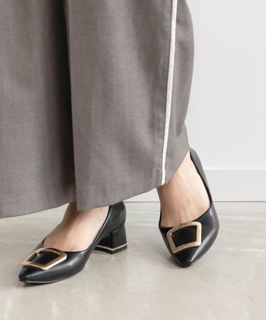  「スクエアゴールドパーツパンプス」|パンプス|