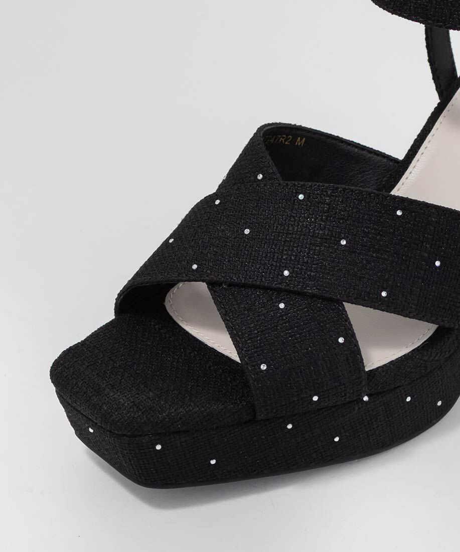  「ビジュークロスベルトストームサンダル」|サンダル|