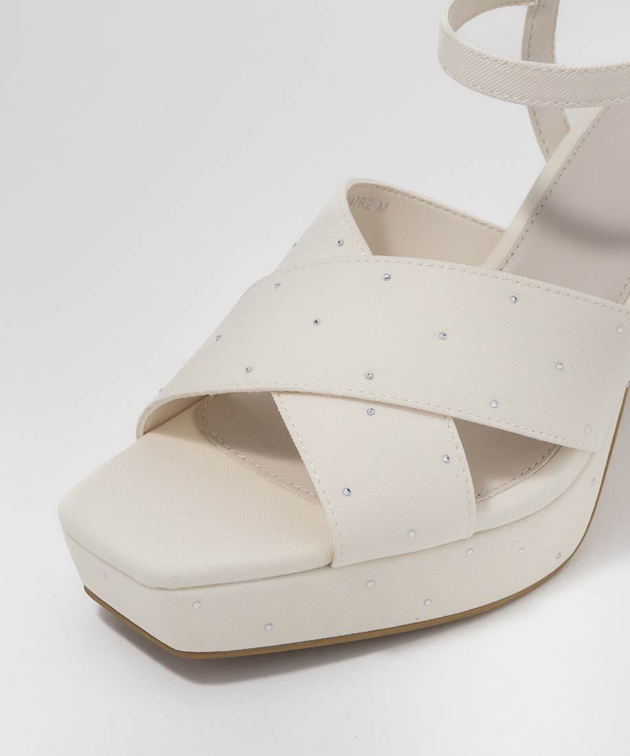  「ビジュークロスベルトストームサンダル」|サンダル|