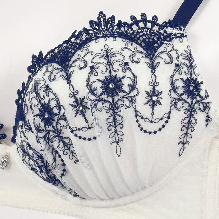 intesucre「アンテシュクレ らくしてキレイ ノンワイヤータイプ ブラセット 全3色 B-E/65-75」|インナー|