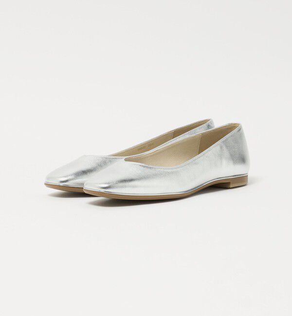 ODETTE E ODILE「ソフトVカット フラット15&darr;&uarr;」|パンプス|