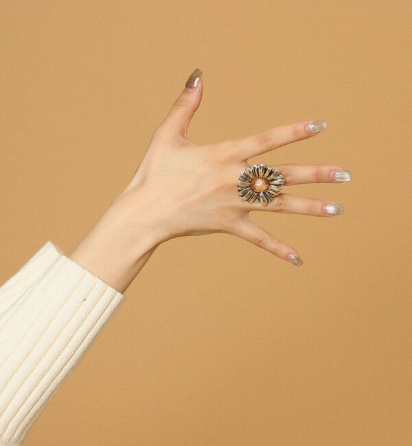 Ray BEAMS 「Otro Accesorio / フラワー リング」|リング|