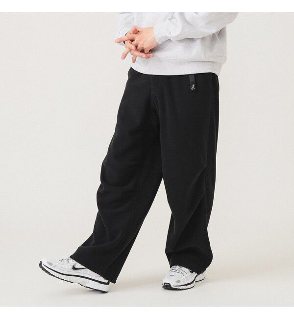 BEAMS「【別注】Gramicci / フリース オーバーパンツ」|チノ|BLACK