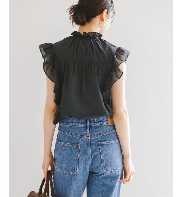 NOBLE「《WEB&一部店舗限定・追加予約》シャーリングフリルノースリブラウス」|シャツ・ブラウス|